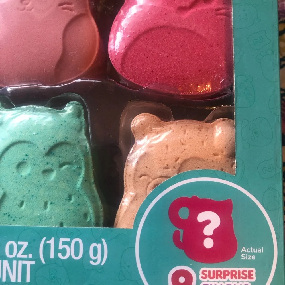 Squishmallow Bath Bomb Set (8 Count) with Surprise Charms NWT